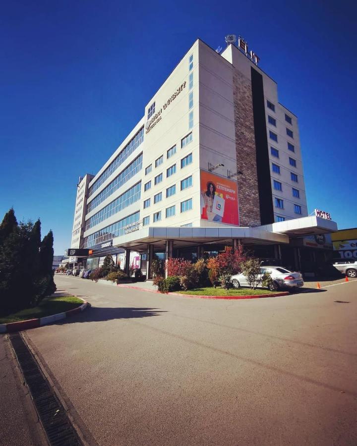 Hotel Elit Pernik Buitenkant foto