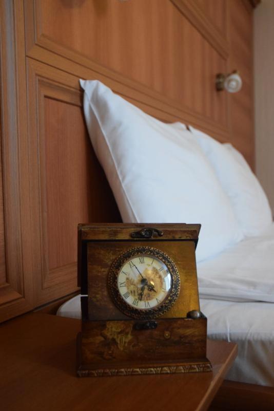 Hotel Elit Pernik Buitenkant foto