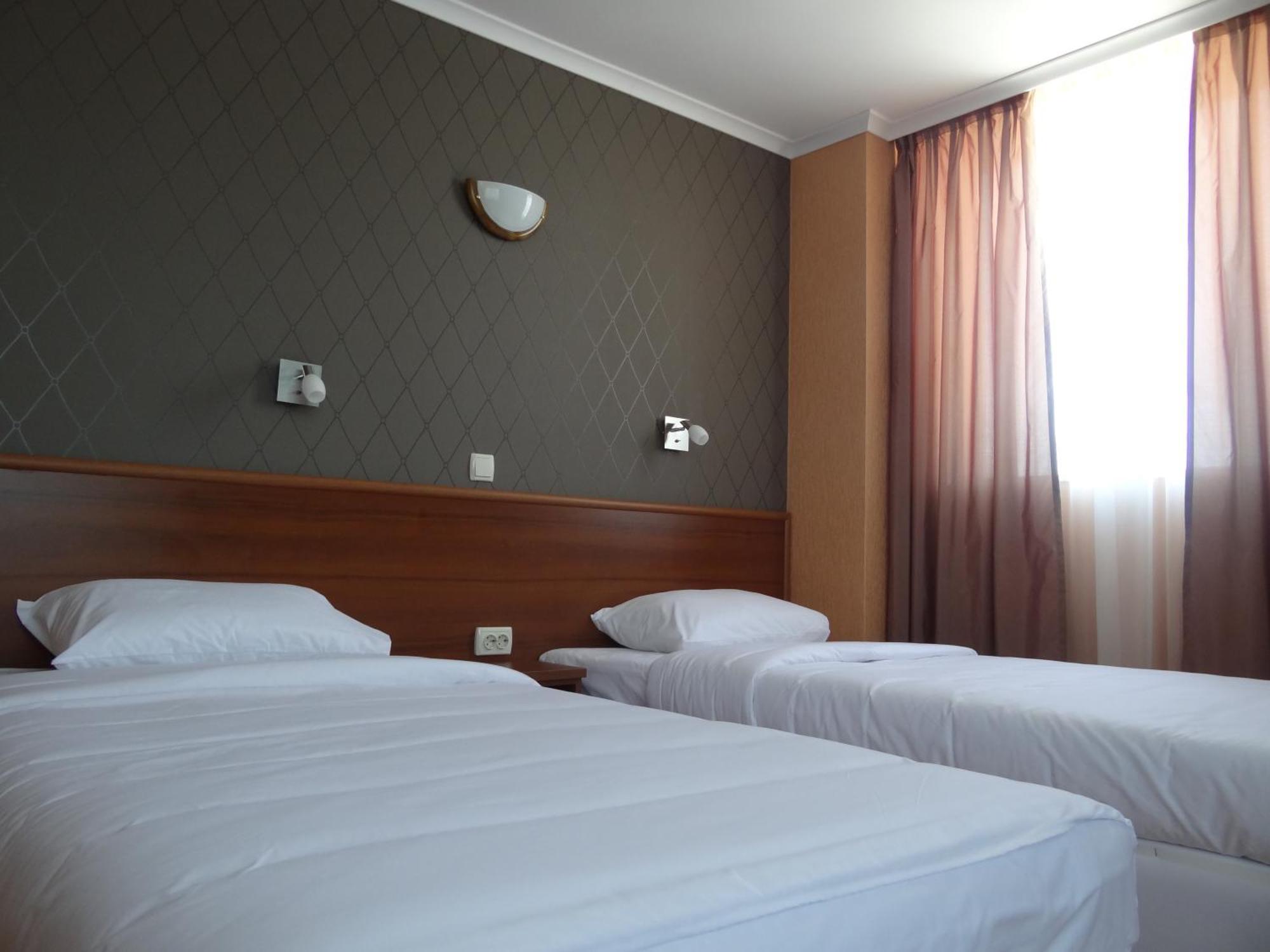Hotel Elit Pernik Buitenkant foto