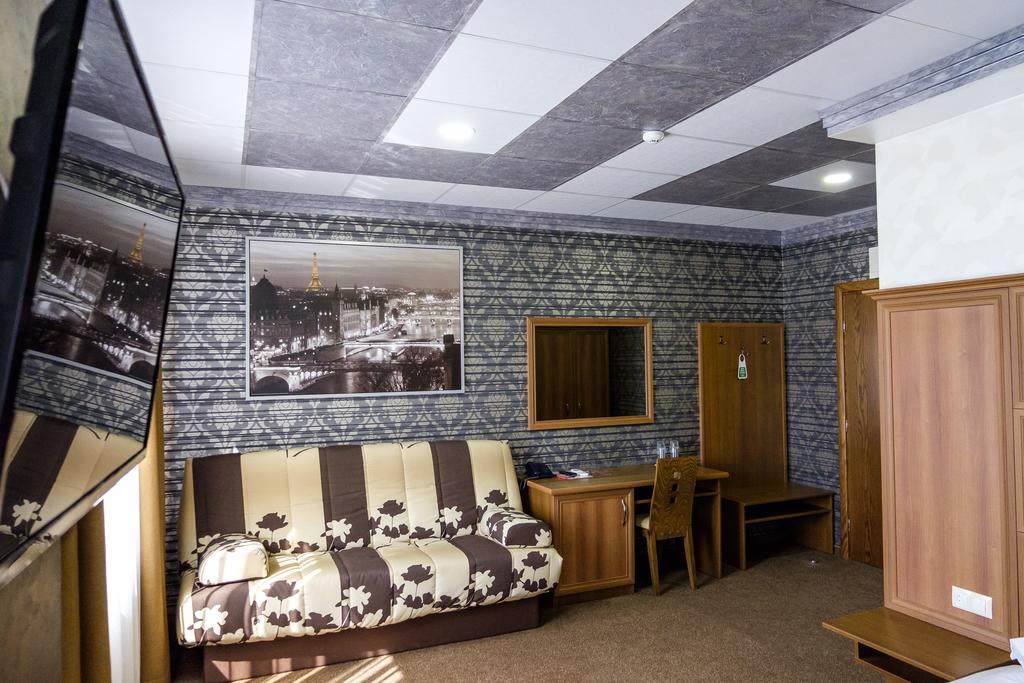 Hotel Elit Pernik Buitenkant foto